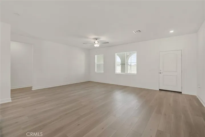 14790 Indigo Road, Apple Valley, California 92307