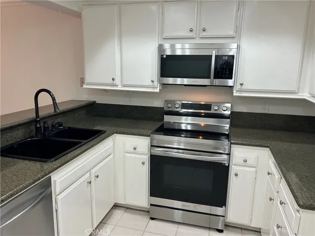6560 E Camino Vista 2, Anaheim Hills, California 92807