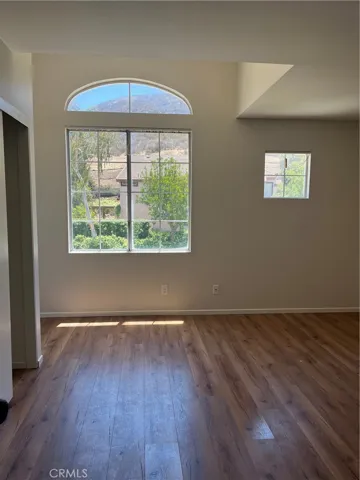 539 Siskin Place, Simi Valley, California 93065