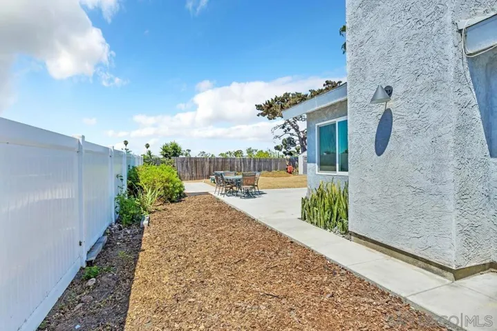 8130 Flanders Drive, San Diego, California 92126