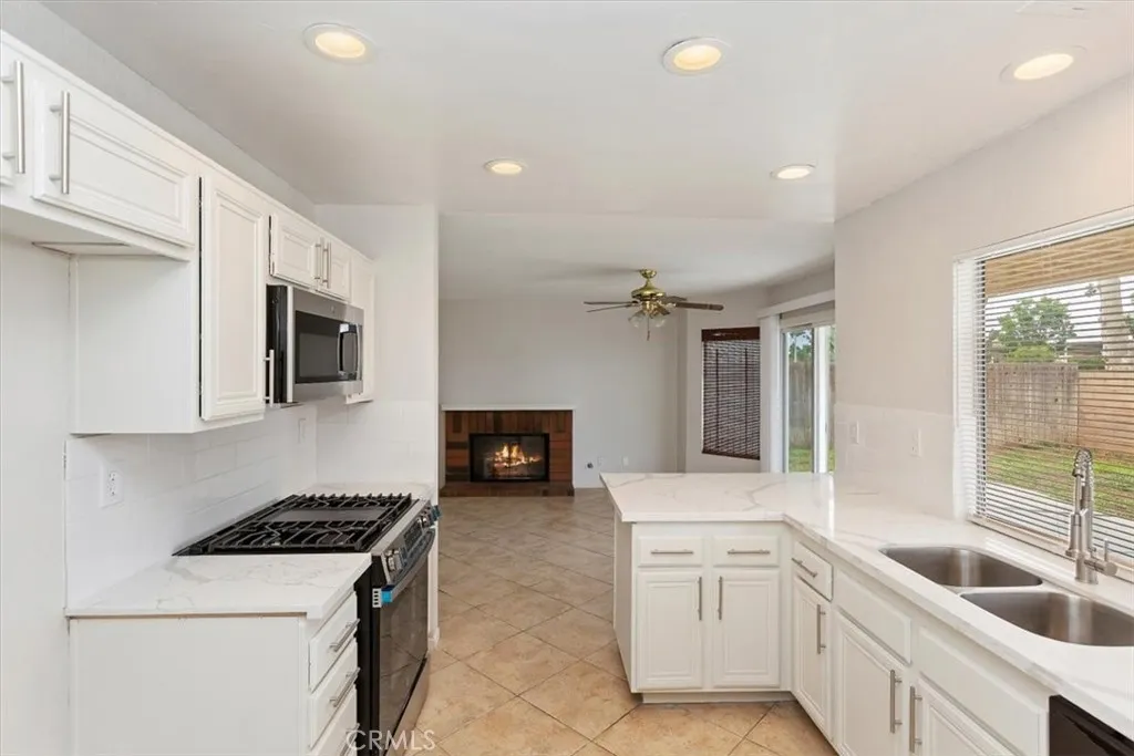 27625 Avenida Interno, Menifee, California 92585 home-pic-14
