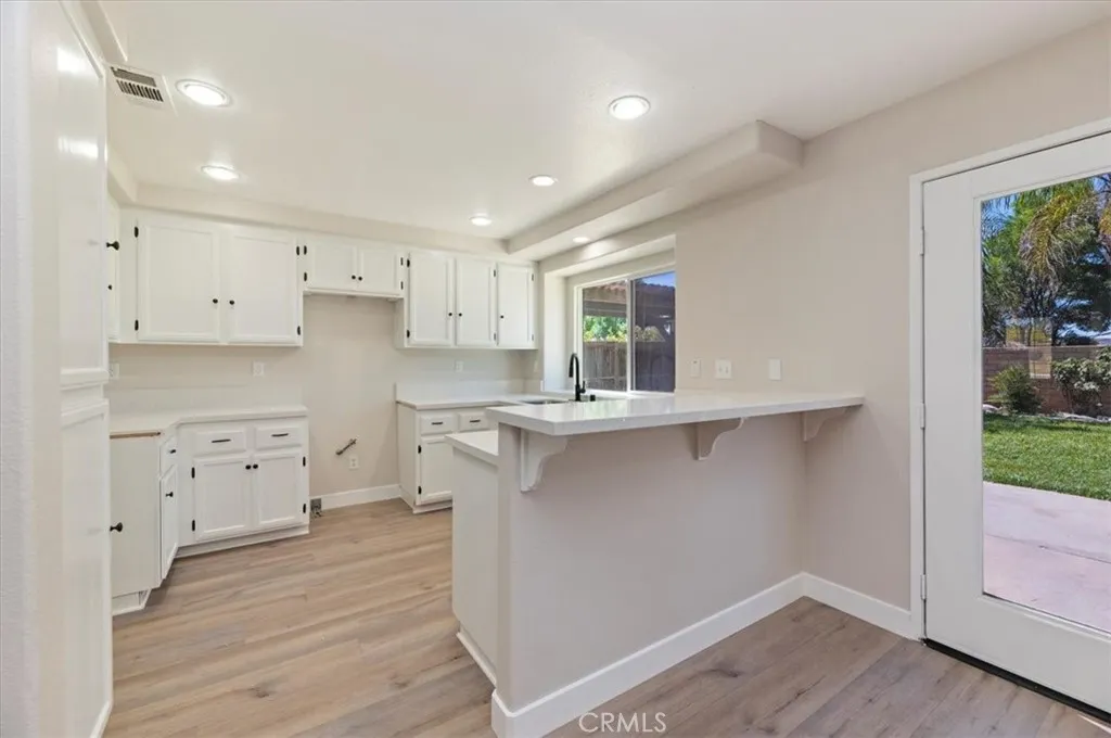 27541 Vanilla Court, Menifee, California 92585 home-pic-10