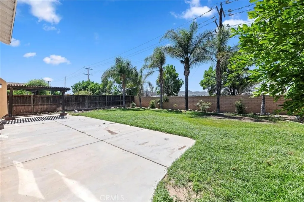 27541 Vanilla Court, Menifee, California 92585 home-pic-38