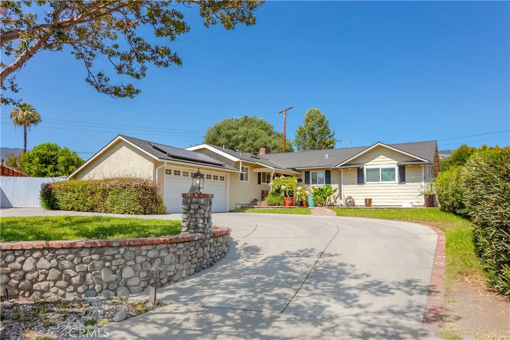 1151 E Mountain View Avenue, Glendora, California 91741, 3 Bedrooms Bedrooms, ,3 BathroomsBathrooms,Residential,For Sale,Mountain View,AR25172419