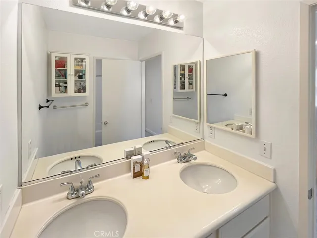 1240 N Harvest Walk Drive, La Puente, California 91744