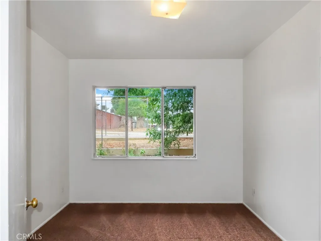 6688 Montclair Drive, Riverside, California 92504 home-pic-12