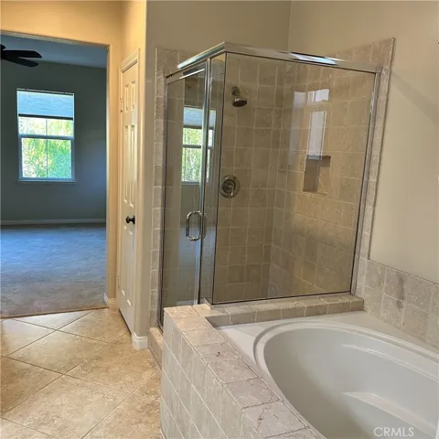 128 Roadrunner, Irvine, California 92603