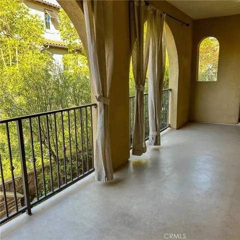128 Roadrunner, Irvine, California 92603