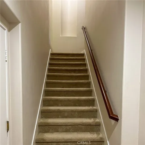 128 Roadrunner, Irvine, California 92603