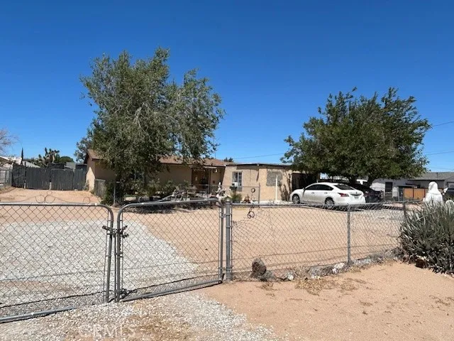 10784 Kern, Hesperia, California 92345 home-pic-0