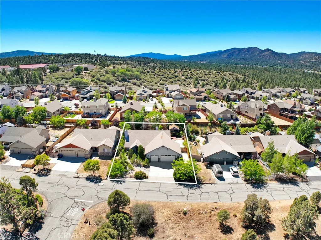 273 Pine Lane, Big Bear City, California 92314 home-pic-31