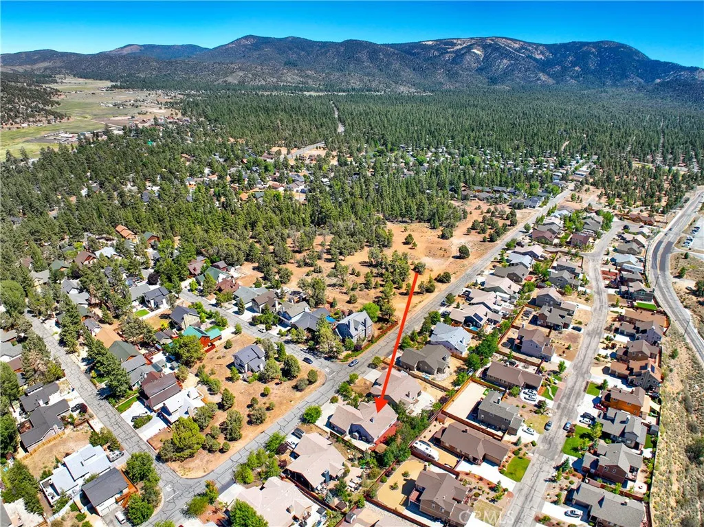 273 Pine Lane, Big Bear City, California 92314 home-pic-38
