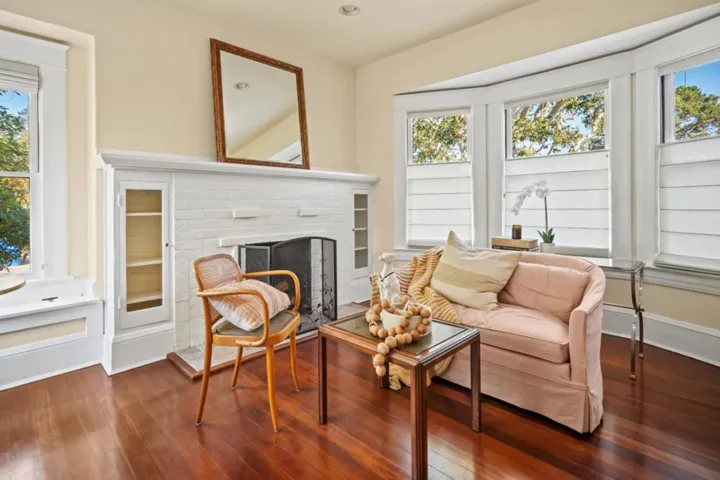 311 Walnut Street, Pacific Grove, California 93950