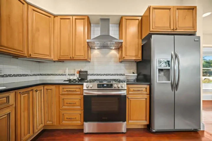 311 Walnut Street, Pacific Grove, California 93950