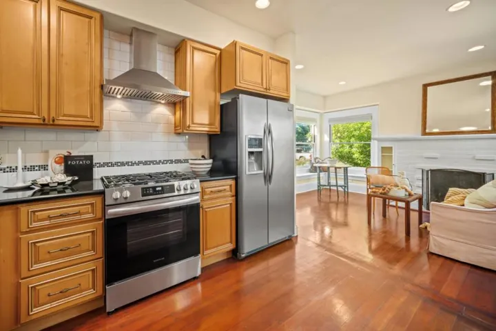 311 Walnut Street, Pacific Grove, California 93950