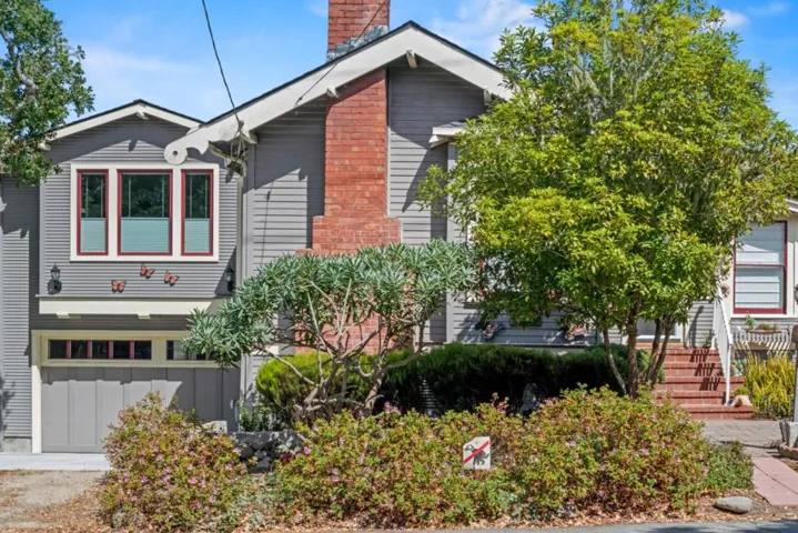 311 Walnut Street, Pacific Grove, California 93950