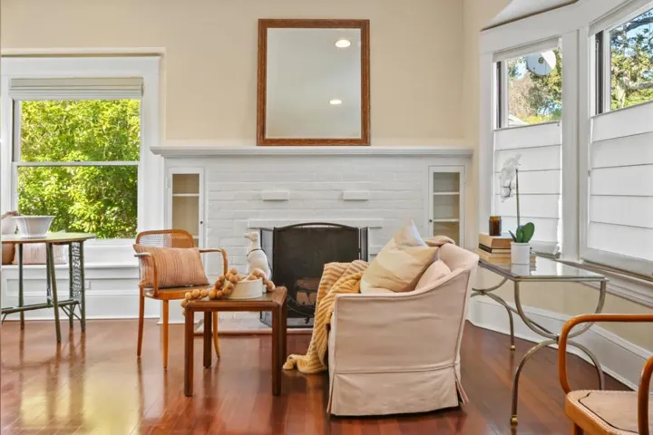 311 Walnut Street, Pacific Grove, California 93950