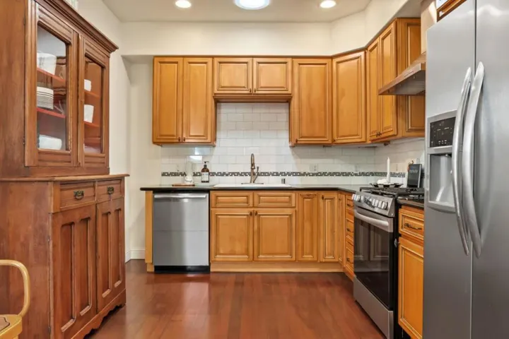 311 Walnut Street, Pacific Grove, California 93950