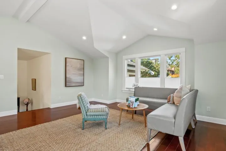 311 Walnut Street, Pacific Grove, California 93950