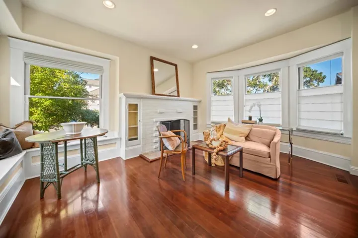 311 Walnut Street, Pacific Grove, California 93950
