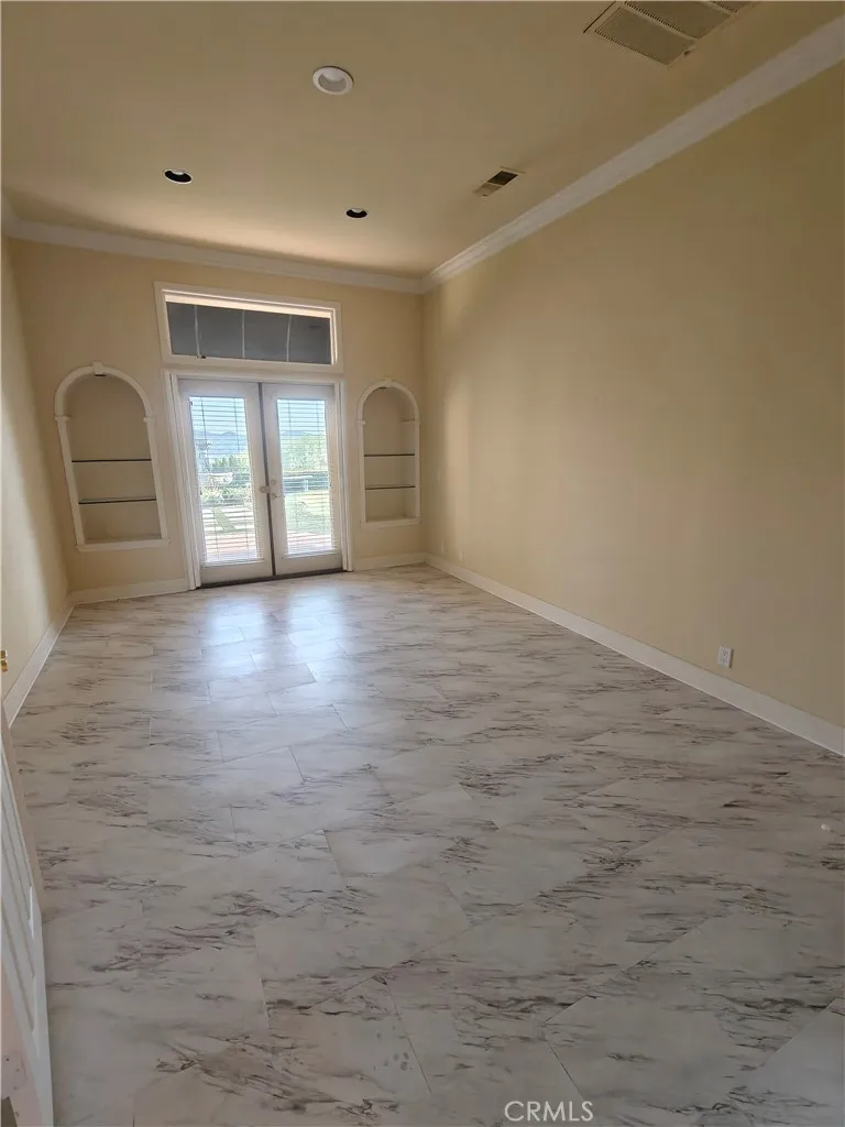 gallery-image 5