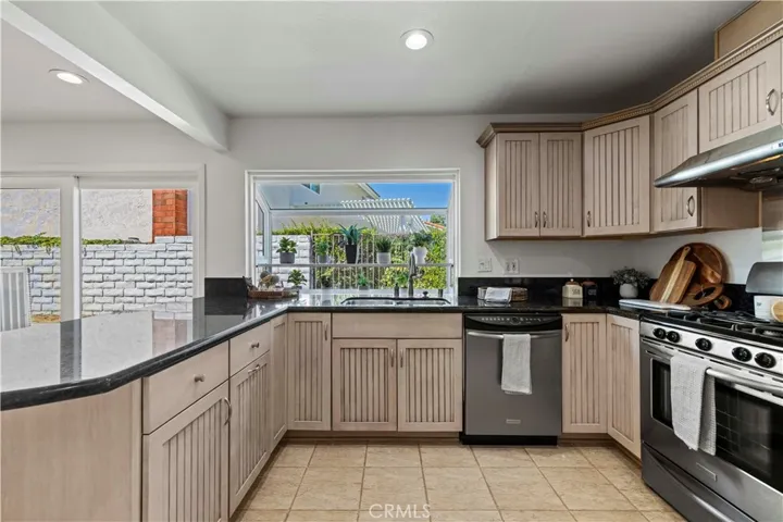 11730 Preston Trails Avenue, Porter Ranch, California 91326