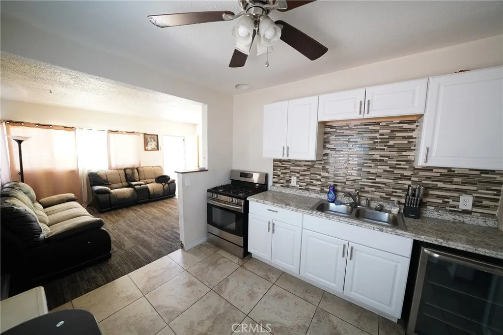 3620 W West Avenue, Fullerton, California 92833 home-pic-10