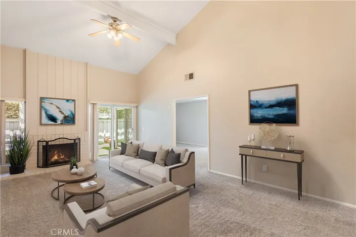 909 S S. Lake Summit Drive, Anaheim Hills, California 92807