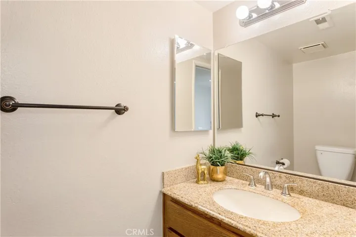909 S S. Lake Summit Drive, Anaheim Hills, California 92807