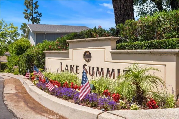 909 S S. Lake Summit Drive, Anaheim Hills, California 92807