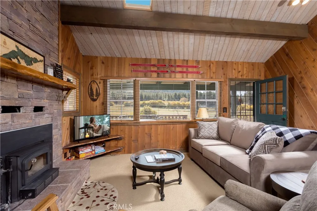 43014 Moonridge Road, Big Bear, California 92315 home-pic-9