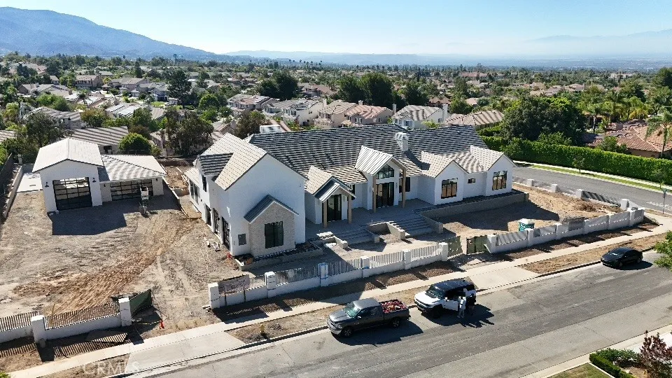 3100 Garretson Avenue, Corona, California 92881, 5 Bedrooms Bedrooms, ,5 BathroomsBathrooms,Residential,For Sale,Garretson,CV25171647