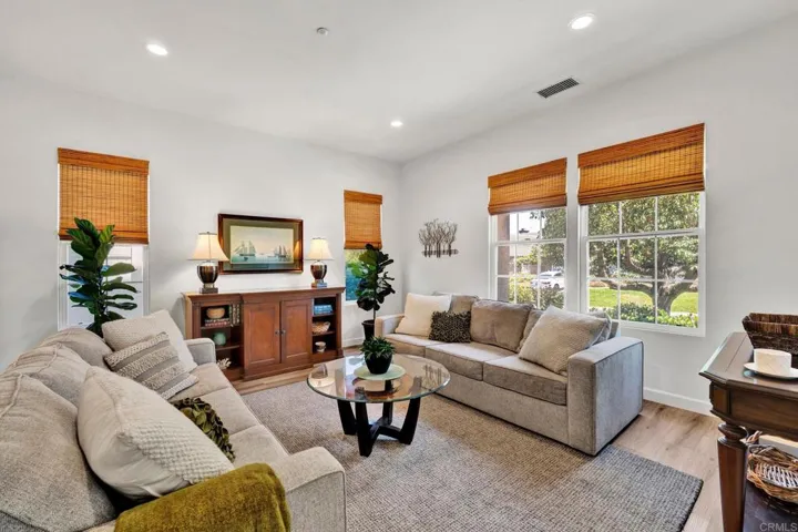 2139 Kirkcaldy Road, Fallbrook, California 92028