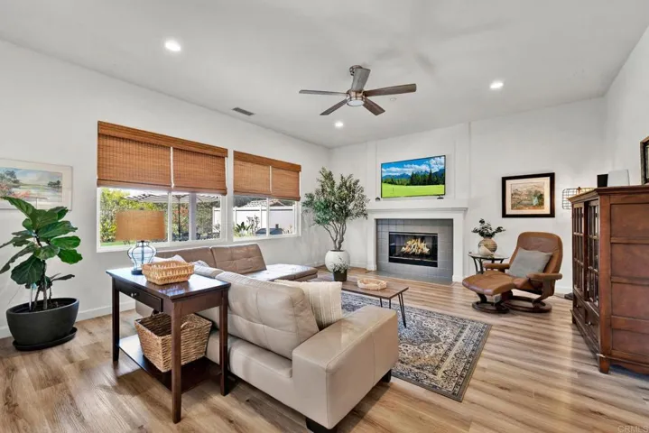 2139 Kirkcaldy Road, Fallbrook, California 92028
