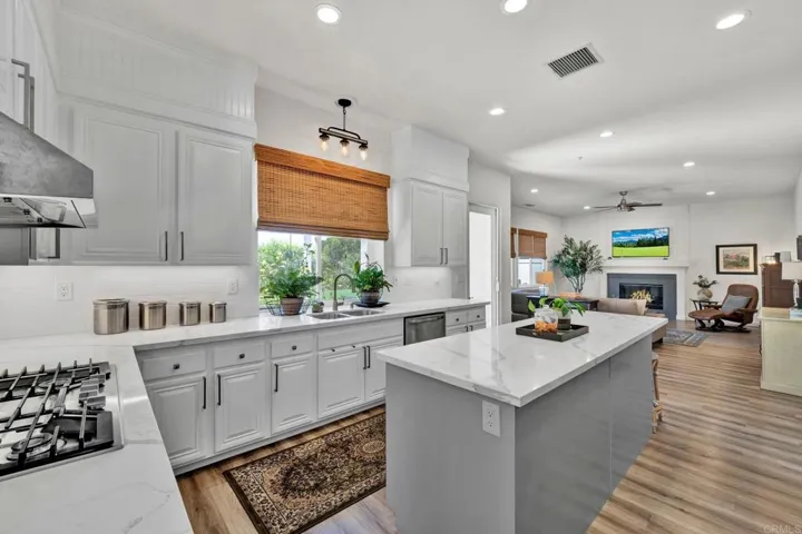 2139 Kirkcaldy Road, Fallbrook, California 92028