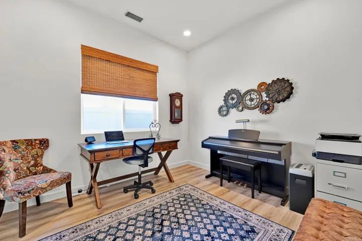 2139 Kirkcaldy Road, Fallbrook, California 92028