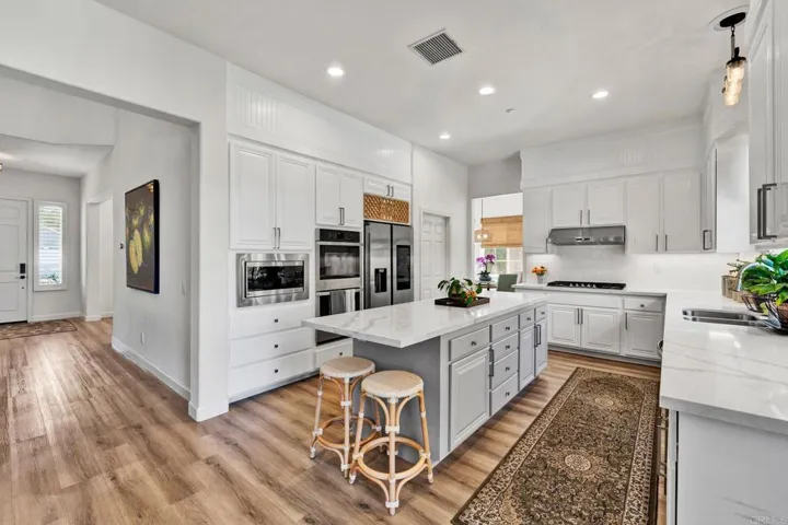 2139 Kirkcaldy Road, Fallbrook, California 92028