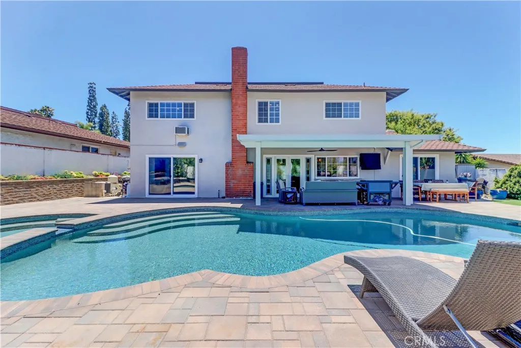 25701 Minoa Drive, Mission Viejo, California 92691, 4 Bedrooms Bedrooms, ,3 BathroomsBathrooms,Residential,For Sale,Minoa,OC25172192