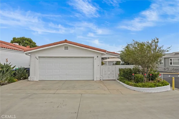 FULL SIZE 2 CAR GARAGE