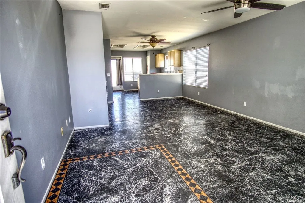 71502 Florida Drive, 29 Palms, California 92277 home-pic-3