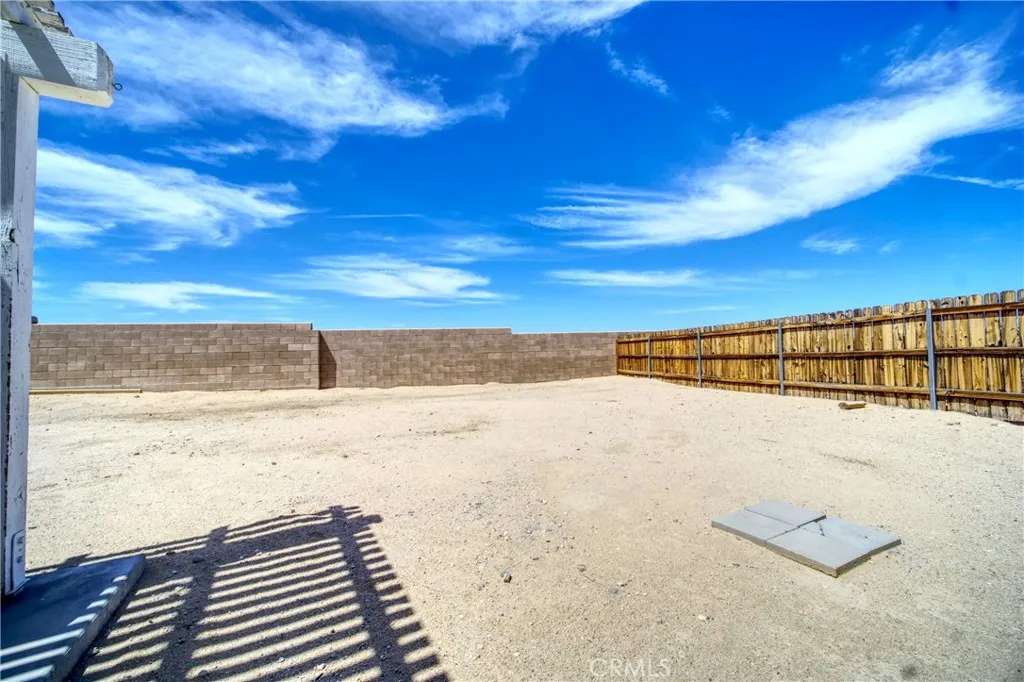 71502 Florida Drive, 29 Palms, California 92277 home-pic-22