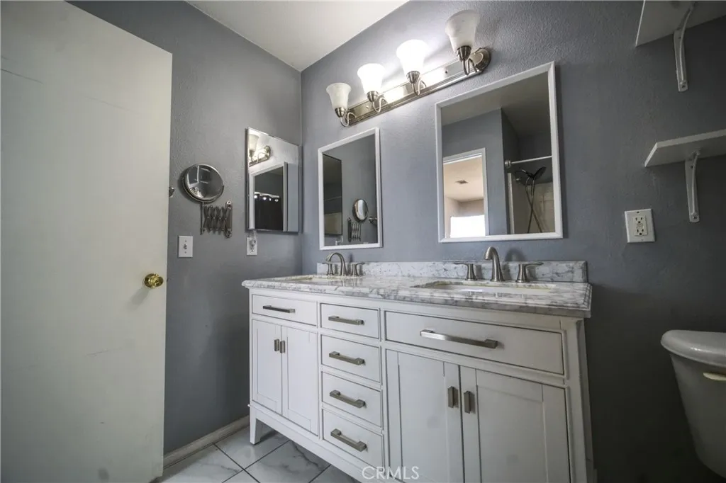 71502 Florida Drive, 29 Palms, California 92277 home-pic-17