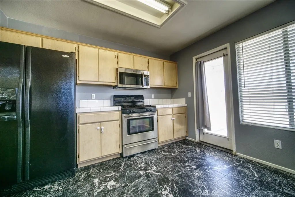 71502 Florida Drive, 29 Palms, California 92277 home-pic-5