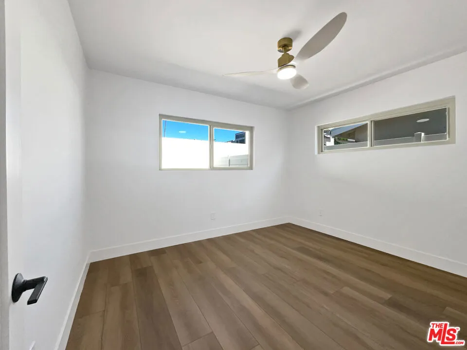 5736 Vantage Avenue, Valley Village, California 91607 home-pic-20