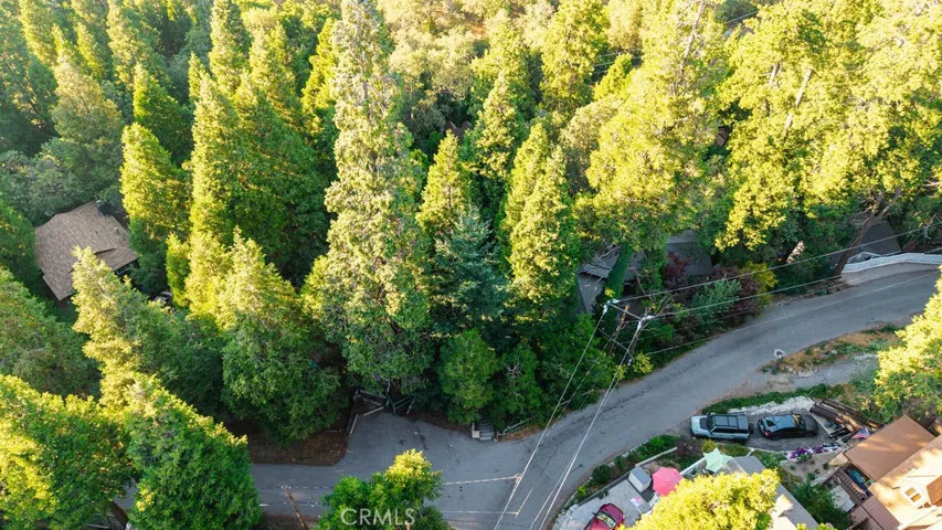 442 Valley Road, Crestline, California 92325