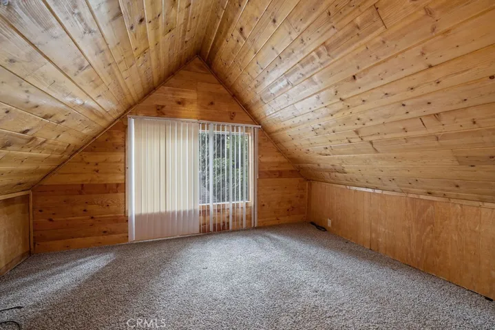 442 Valley Road, Crestline, California 92325