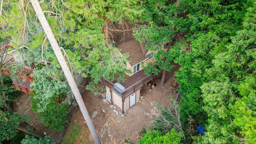 442 Valley Road, Crestline, California 92325