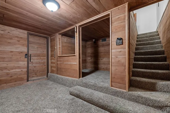 442 Valley Road, Crestline, California 92325