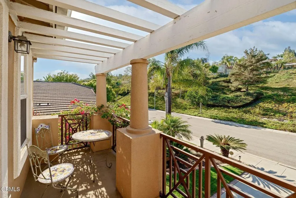 664 Corte Regalo, Camarillo, California 93010 home-pic-22