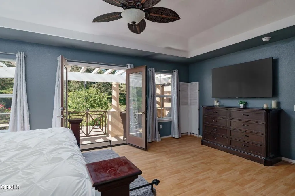 664 Corte Regalo, Camarillo, California 93010 home-pic-24